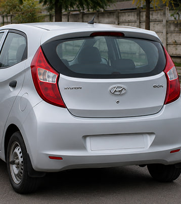 Hyundai rear exterior in the paired supplied after photograph