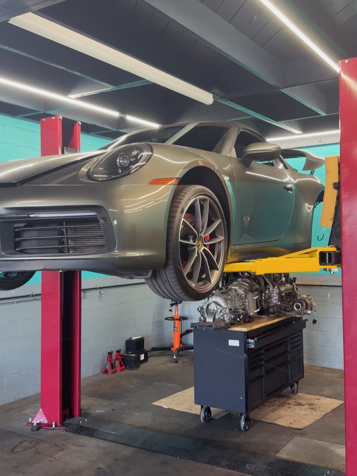 Porsche 911
Oil & collant leaks
Porsche charges: $6700
We charged $1895
3-days turnaround